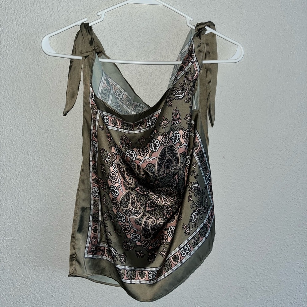 Le Lis Collection Silk Blouse